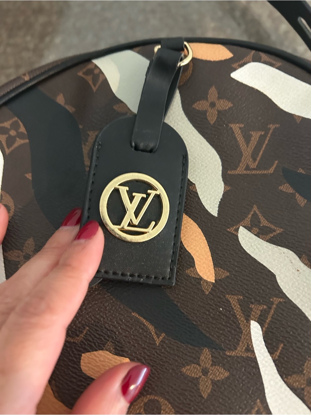 Multicolor Black Handbag - Picture 4 of 11